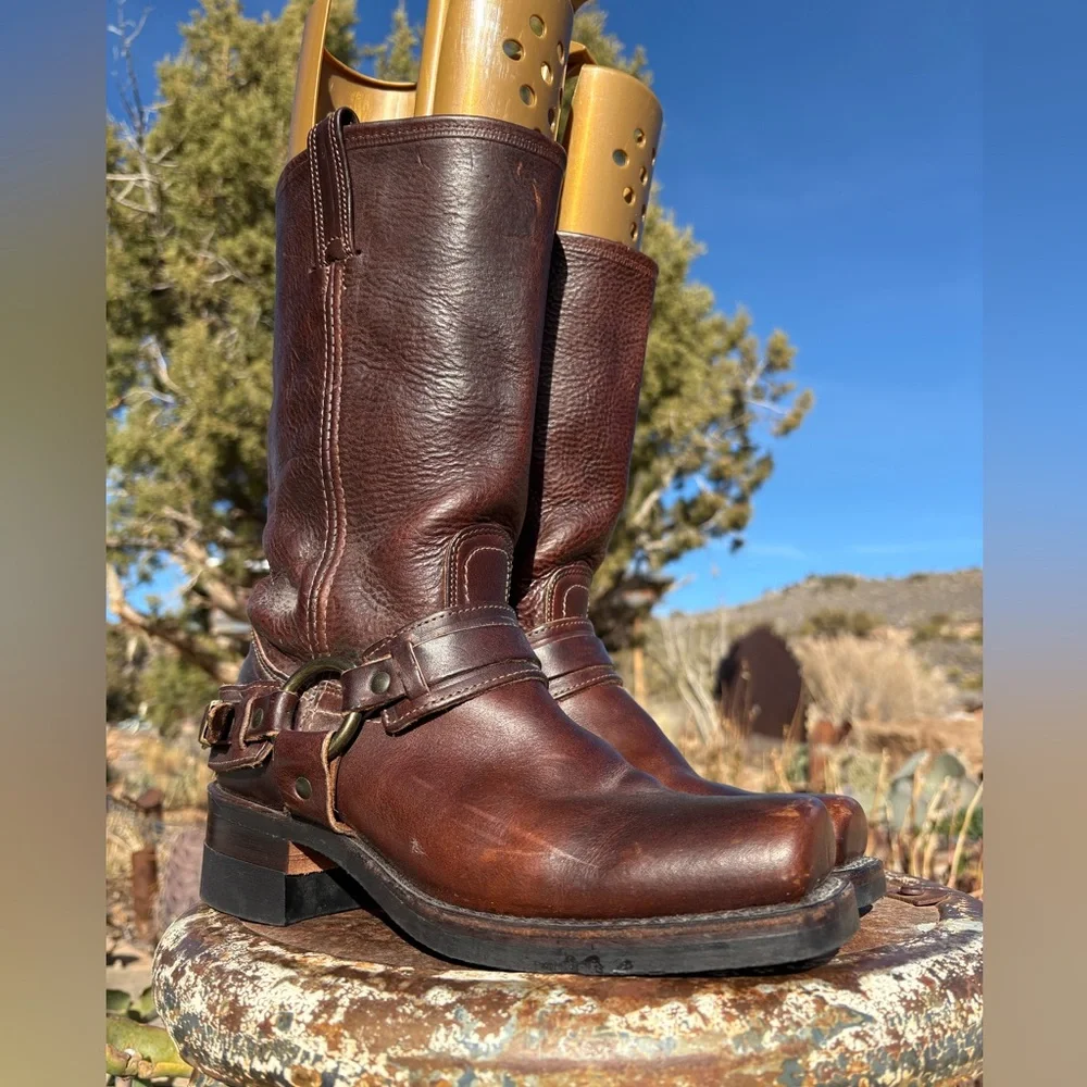 FRYE πΊπΈ Belted Harness Boots πΊπΈ - Picture 7 of 16